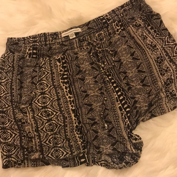Aztec Print Shorts - Picture 3 of 6